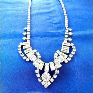 Kramer of New York Vintage Rhinestone Necklace Collectable EUC